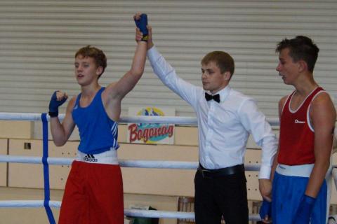 Региональная общественная организация Федерация бокса Тюменской области - Фотолента - Третий Открытый турнир по боксу на призы Школы бокса &quot;Батыр&quot;