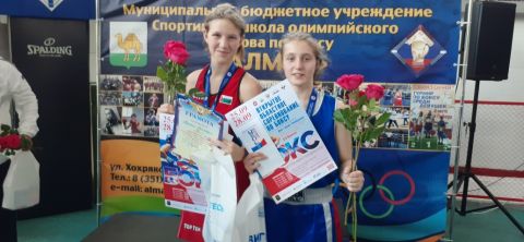Тюменский Фонд развития бокса - официальный сайт - Фотолента - Открытый областной женский турнир по боксу памяти Н.Н. Попкова, 24-28.09.2024г., г.Челябинск 