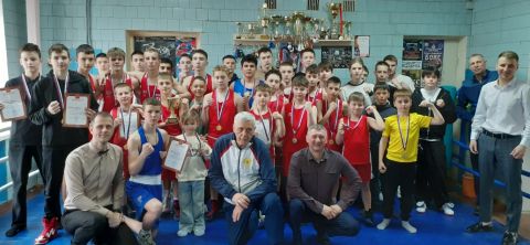 Тюменский Фонд развития бокса - официальный сайт - Фотолента - Матчевая встреча по боксу "Войновка-Тобольск", 20.04.2025г., г.Тобольск