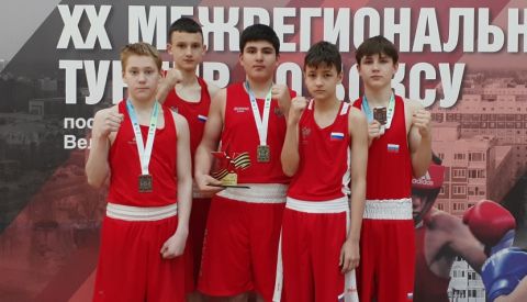 Тюменский Фонд развития бокса - официальный сайт - Фотолента - ХХ межрегиональный турнир по боксу, посвящённый участникам Великой Отечественной войны, 28.04.-02.05.2025г., г.Нягань ХМАО-Югры