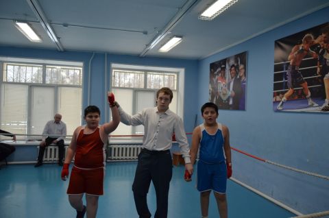 Тюменский Фонд развития бокса - официальный сайт - Фотолента - Предновогоднее тренировочное мероприятие юношей 2010-2013 г.р., подарки от Деда Мороза, &quot;Контакт&quot;, 18-19.12.2021г.