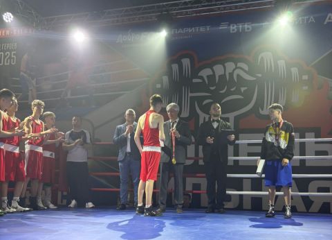 Тюменский Фонд развития бокса - официальный сайт - Фотолента - Матчевая встреча по боксу сборных команд Тюменской области и Республики Хакасия, 17.05.2025г., г.Тюмень