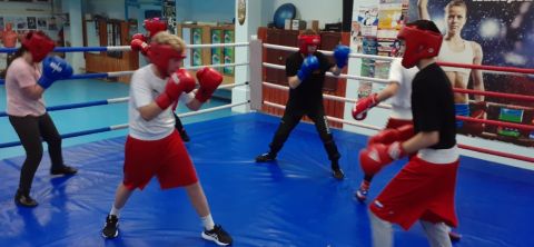 Тюменский Фонд развития бокса - официальный сайт - Фотолента - Тренировочное мероприятие в Радужном, 11-14.02.2021г.