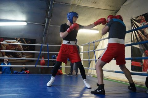 Тюменский Фонд развития бокса - официальный сайт - Фотолента - Совместная тренировка в Ембаево, 10.12.2017г.