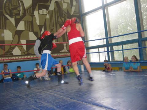 Региональная общественная организация Федерация бокса Тюменской области - Фотолента - Тренировочные бои в Кургане, сентябрь 2015г.