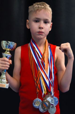 Тюменский Фонд развития бокса - официальный сайт - Боксеры - МАКАРОВ ИЛЬЯ